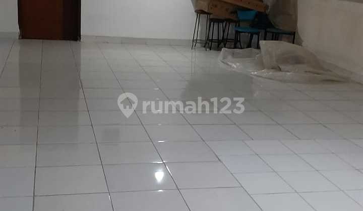 Rumah Siap Huni dan Furnished di Duri kepa dekat greenville dan tanjung duren- Jakarta Barat 2