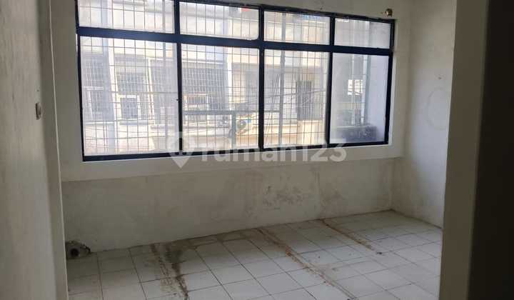 Disewakan Ruko / Kontrakan 7 Kamar - Harga Terjangkau! 2