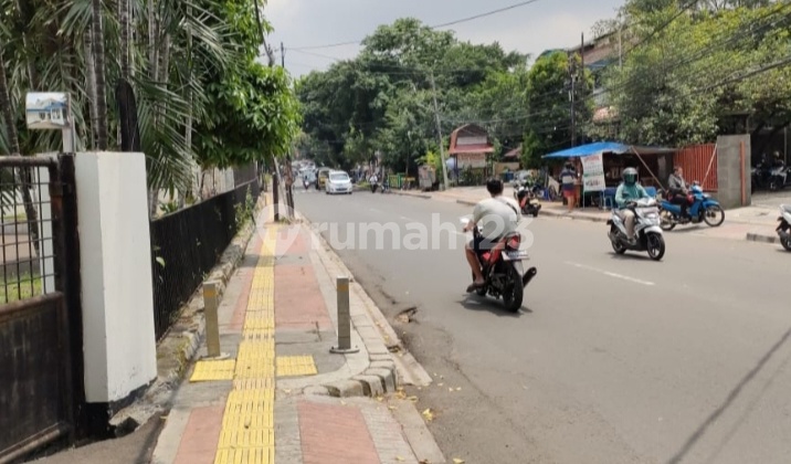 Tanah Komersial Di Area Bisnis Tebet, Lokasi Jalan Raya 2