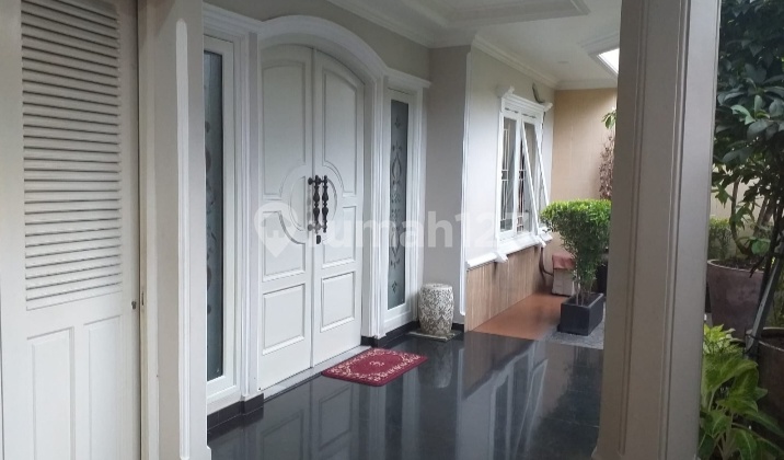 Modern Minimalist 2.5-Story House in East Tebet, 2-Car Front Road, Facing a Park 2