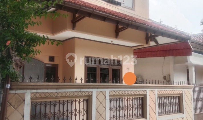 Disewakan Murah ,rumah Siap Huni 2 Lantai Di Tebet Barat, Jalan 2 Mobil Disewakan Murah ,rumah Siap Huni 2 Lantai Di Tebet Barat, Jalan 2 Mobil