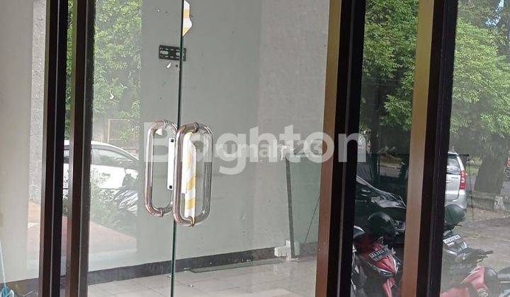 RUKO 3 LANTAI DI PUSAT RENON! 1