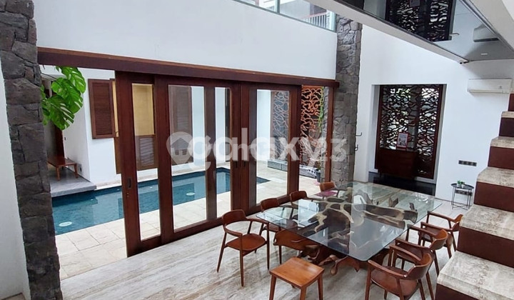 JUAL RUMAH MODERN TROPIS HIGH SPEC FURNIS MEWAH PAKUWON CITY 2