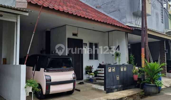 Rumah Rapi Siap Huni Lokasi Strategis Di Pusat Graha Raya Bintaro Jaya