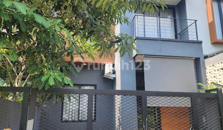 Dijual Rumah Furnished Dekat Pintu Tol Bsd 1