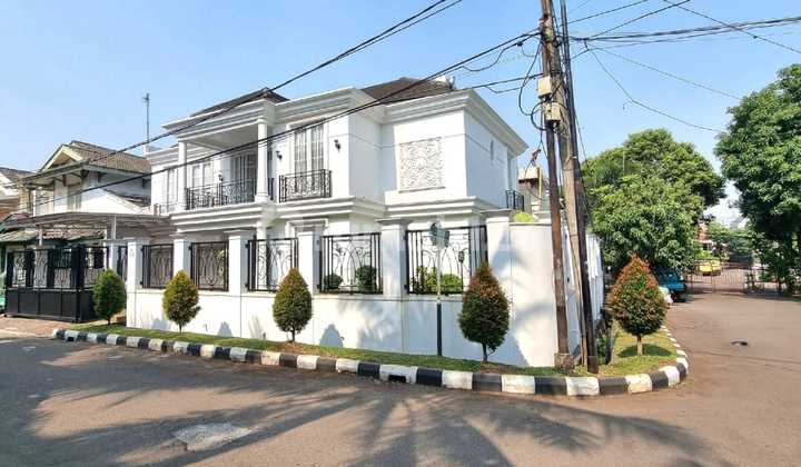Rumah Hook Classic Modern - Sektor 9 Bintaro Jaya, Row 4 Mobil 2