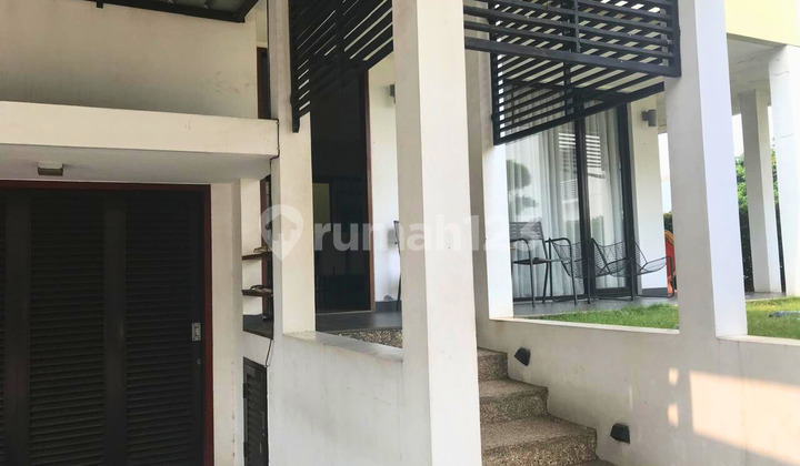 Hook House with Spacious Area in Rc Veteran Bintaro - South Jakarta 2