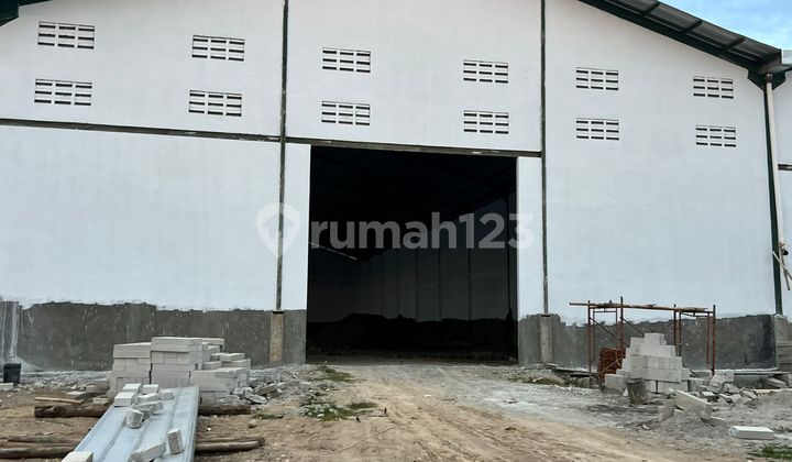 For sale, new warehouse in Dipakuhaji, strategic location with 40-foot container access, industrial permit. For sale, new warehouse in Dipakuhaji, strategic location with 40-foot container access, industrial permit.