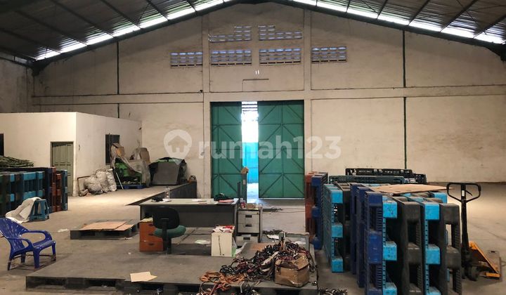 Kosambi Central Warehouse 2 Floors Good and Ready to Use 40 Feet Container Access Industrial Permit