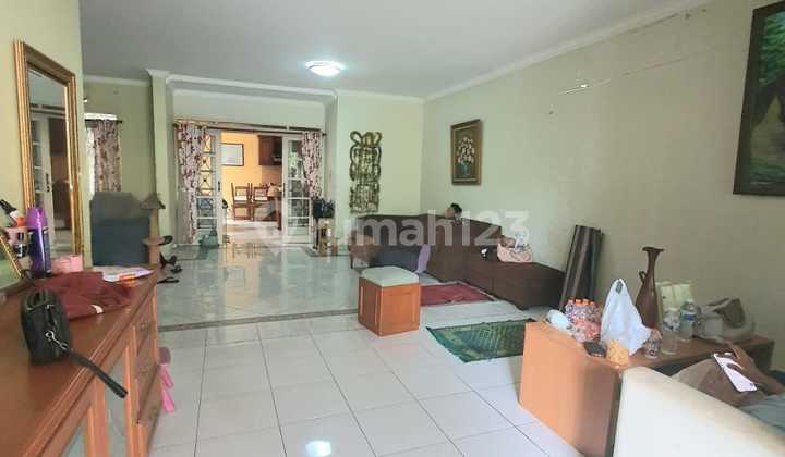 Selling House in a Comfortable Cluster at Kota Wisata Cibubur 2