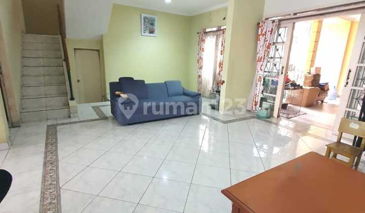 Nice 2-Story House in a Cluster at Kota Wisata 2