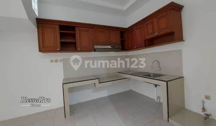 Nice House Ready to Occupy In Favorite Cluster of Kota Wisata 2