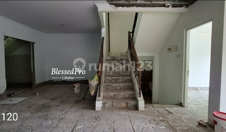 For Sale: House Under Renovation in Favorite Cluster of Kota Wisata 2