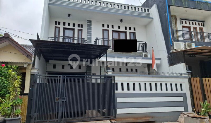 Rumah 2 Lantai Di Cengkareng Indah 10x20 Bagus SHM