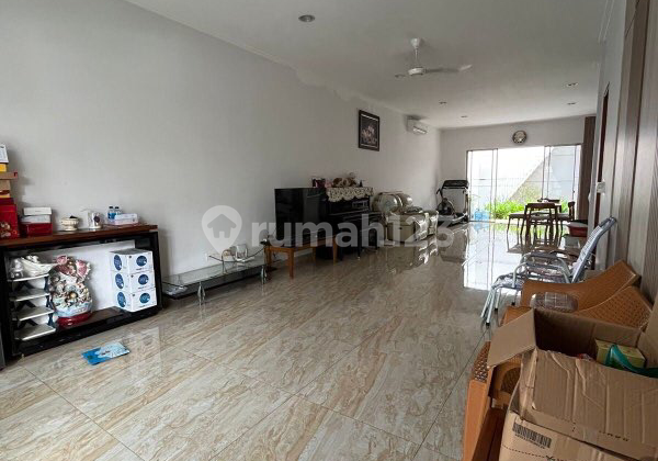 Rumah 2 Lantai Di Golf Island Pik2 8x25 Bagus