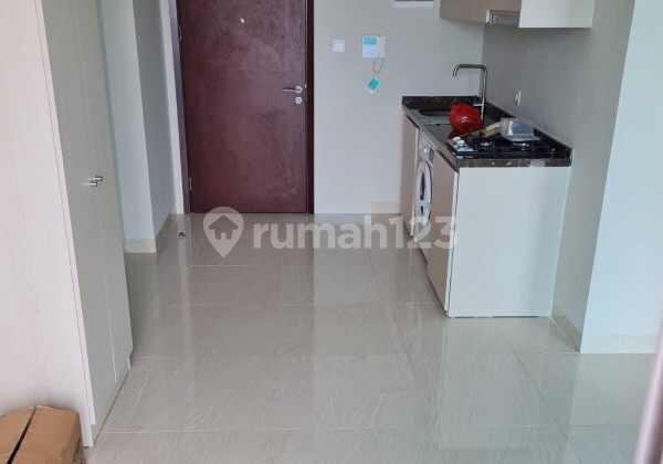 Apartment In Green Sedayu Taman Palem Lestari 3 Bedrooms Semi Furnished