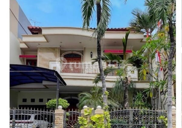 Rumah 2 Lantai Di Permata Buana 10x20 Bagus SHM