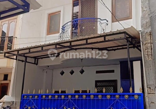 Rumah Dijual Cepat Di Tanjung Duren Utara 5x13 Shm 