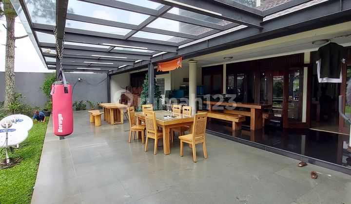Rumah bandung utara sayap sutami  bisa buat cafe, kantor