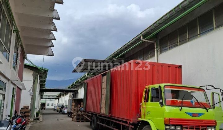 Gudang Bersama Ada 3 di Main Road Ujung Berung Bandung Gudang Bersama Ada 3 di Main Road Ujung Berung Bandung