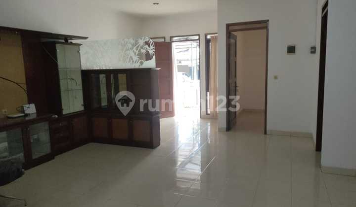 Rumah Kontrakan Siap Huni di Singgasana Pradana, Bandung