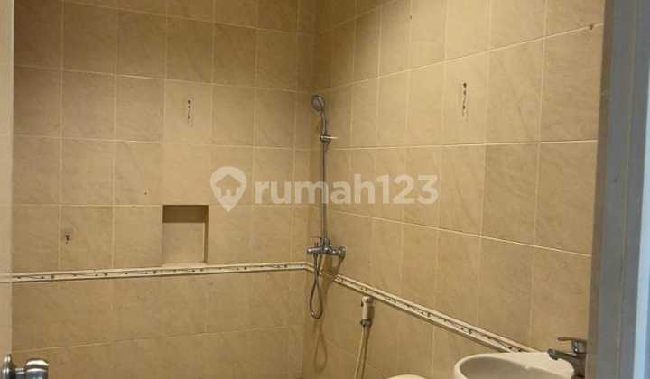 Rumah Terawat Harga Murah di Singgasana, Bandung 2