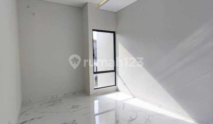 Rumah Baru Modern Minimalis di Mekar Wangi, Bandung 2