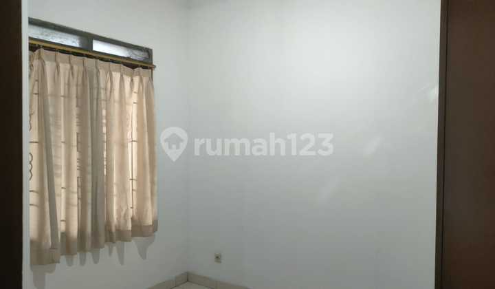 Rumah Kontrakan Siap Huni di Singgasana Pradana, Bandung 2