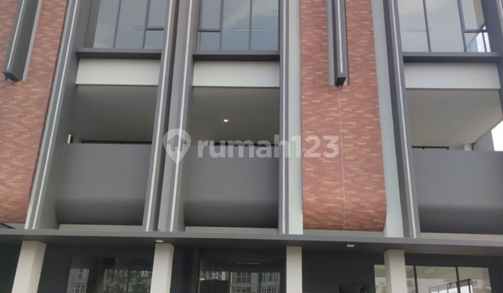 Ruko Baru di Sapphire Commercial, Summarecon Bandung