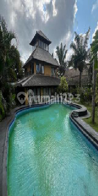Villa 3 Lantai Dengan View Bandara Di Balangan Bali