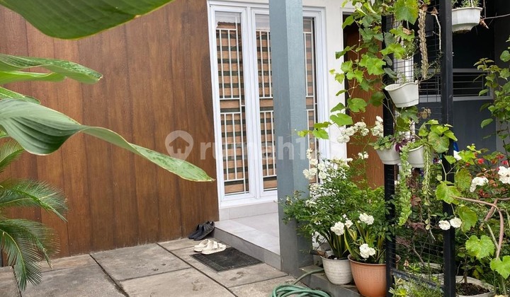 rumah minimalis keren siap huni TKI Taman Kopo Indah III Bandung 1