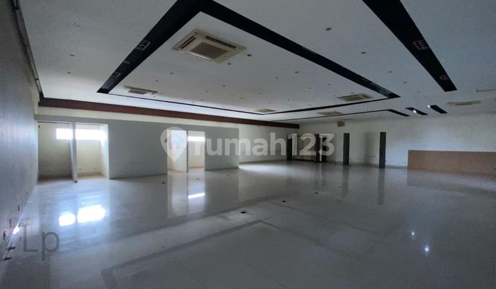 Business Space in Pasir Kaliki Suitable for Cafe, Showroom, Office Business Space in Pasir Kaliki Suitable for Cafe, Showroom, Office
