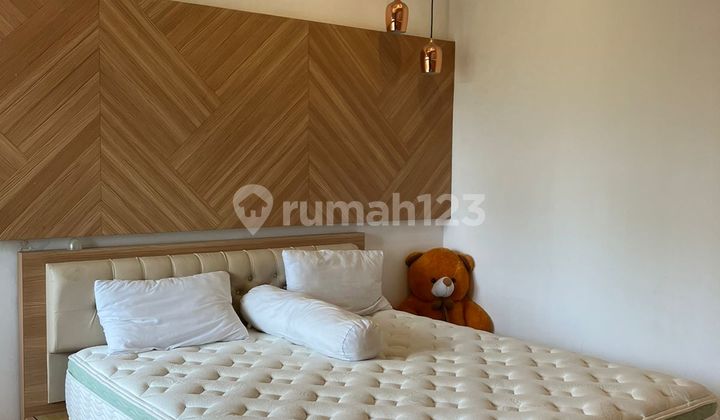 Rumah Halaman Luas Bagus Asri di Cipaku Bandung 2