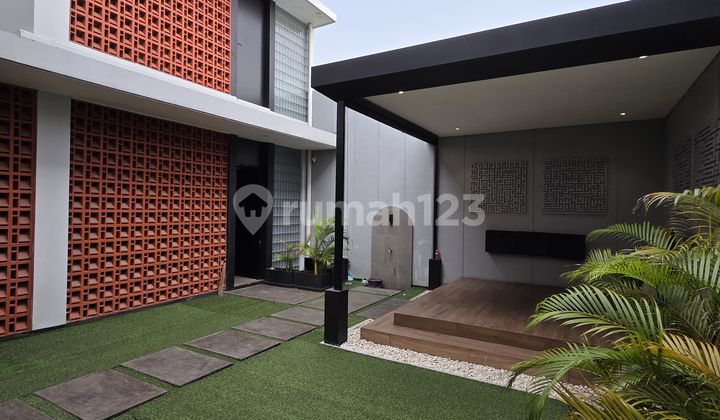 Rumah Sangat Bagus di Cluster Emily, Summarecon Bandung 2