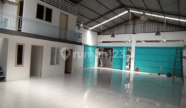 Ruang Usaha Cocok untuk Showroom di Mainroad Bkr Bandung