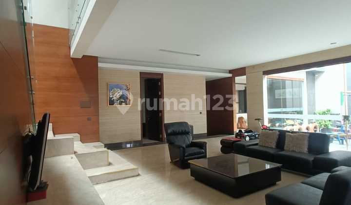 Rumah Bagus Sangat Siap Pakai di Mainroad Singgasana Raya