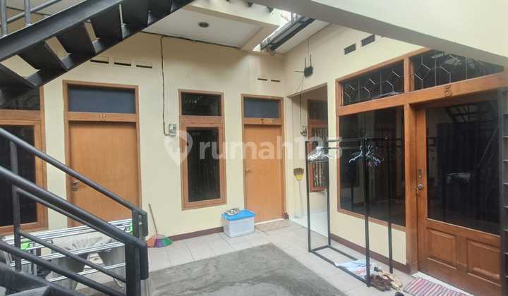 Kost full terisi di tengah kota Bandung area Malabar, lengkong Kost full terisi di tengah kota Bandung area Malabar, lengkong