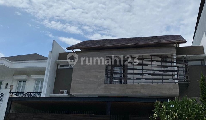 Rumah Kontrakan Mewah Minimalis Modern di Setra Duta, Bandung Rumah Kontrakan Mewah Minimalis Modern di Setra Duta, Bandung