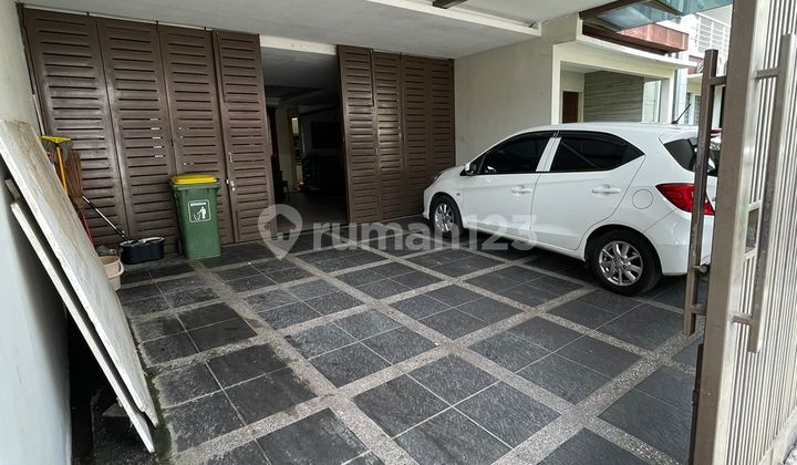 Big, Beautiful, and Well-Maintained House in Suryalaya Indah Complex 2