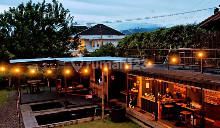 Ruang usaha Cocok untuk Cafe di Dago Atas, Bandung