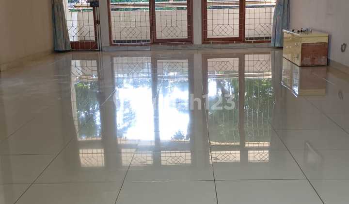 Rumah Mainroad Sukajadi Cocok untuk Kantortempat Usaha Dekat Pvj 2