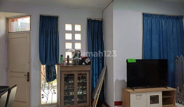 Rumah Siap Huni Bagus Furnish di Metro Permata 2