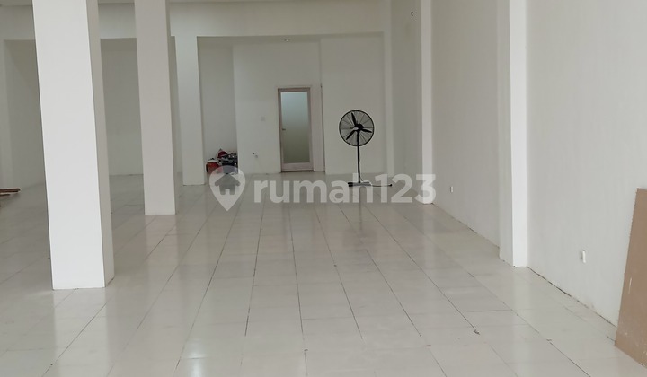 Ruko Luas Hook 1Lantai Kerobokan Jarang Ada Ruko Luas Hook 1Lantai Kerobokan Jarang Ada