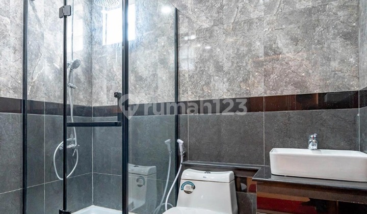 Modern Fully Furnished 2 Bedroom North Facing Renon