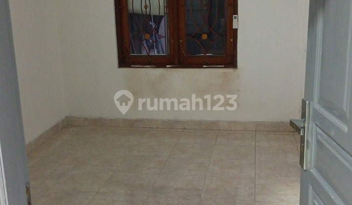 Rumah 1Lantai Hadap Selatan Area Renon 2
