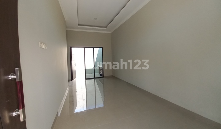 Rumah, 1 Lantai, SHM, Dekat Akses KRL Rumah, 1 Lantai, SHM, Dekat Akses KRL