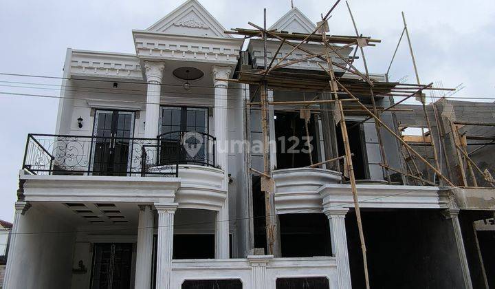 Rumah 2 Lantai Baru di Jalan Grand Depok City, Depok 2