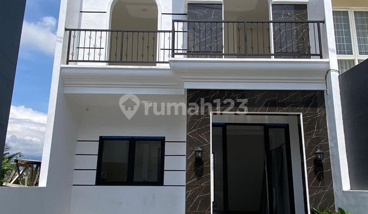 Rumah Modern 2 Lantai Dekat Kampus Favorit Malang - Strategis & Siap Huni