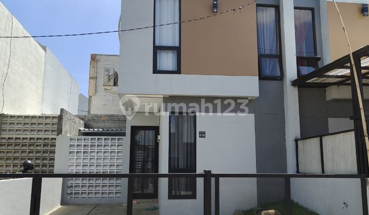 Rumah 2 Lantai Strategis di Wagir - Dekat Kota Malang & Akses Mudah