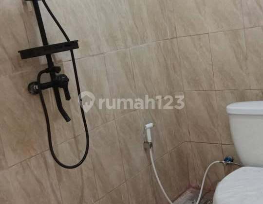 Rumah 2 Lt Lok Strategis Gatsu Barat 2